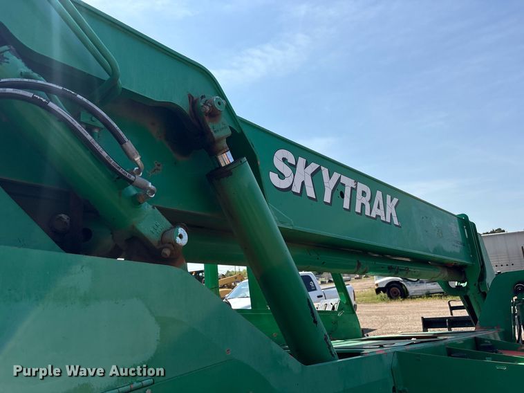 image for item DY0893 2006 Skytrak 6042 telehandler