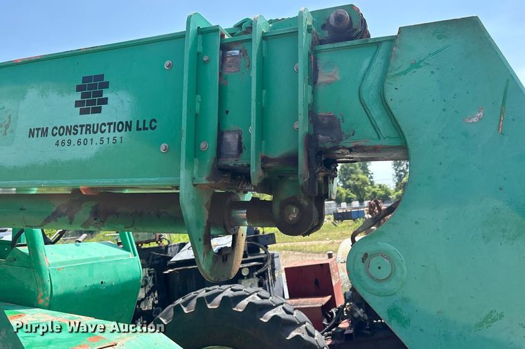 image for item DY0893 2006 Skytrak 6042 telehandler