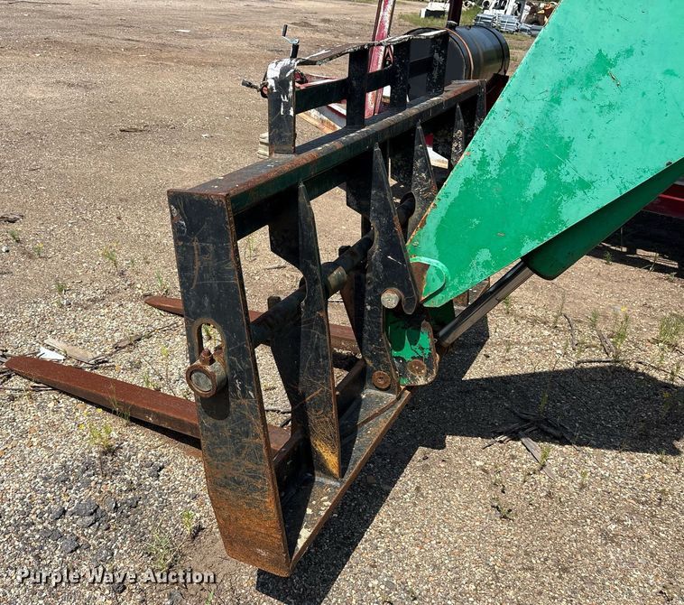 image for item DY0893 2006 Skytrak 6042 telehandler