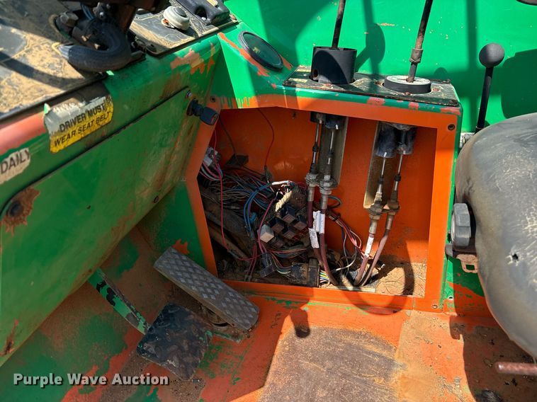 image for item DY0893 2006 Skytrak 6042 telehandler