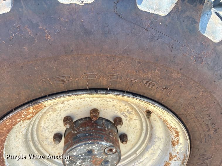 image for item DY0893 2006 Skytrak 6042 telehandler