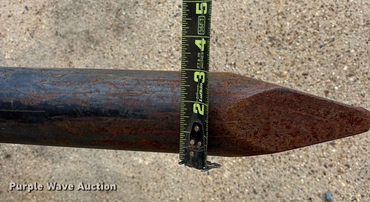 image for item DY0899 John Deere Work Site Pro breaker