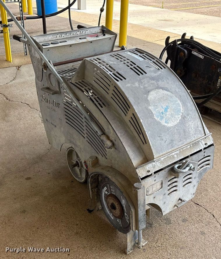 image for item DY0900 Soff-Cut GX-4200 concrete saw