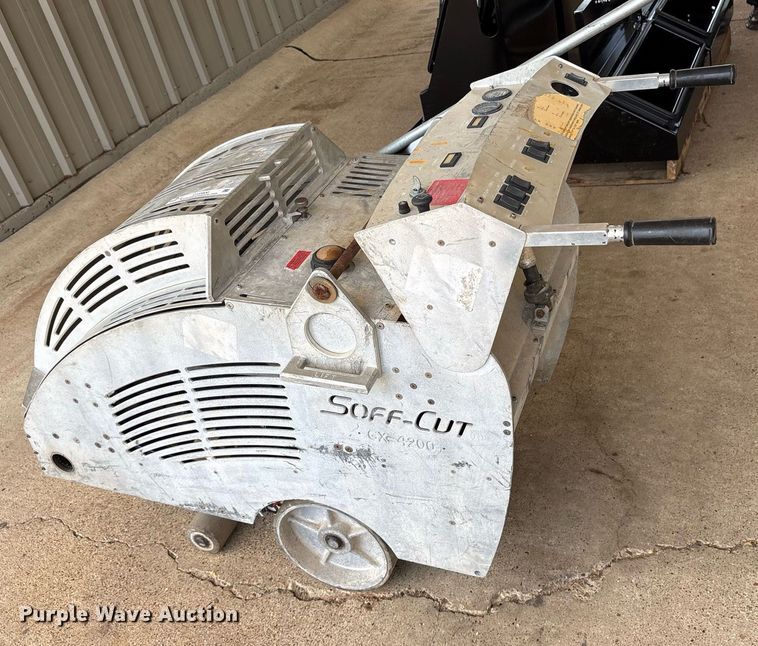 image for item DY0900 Soff-Cut GX-4200 concrete saw