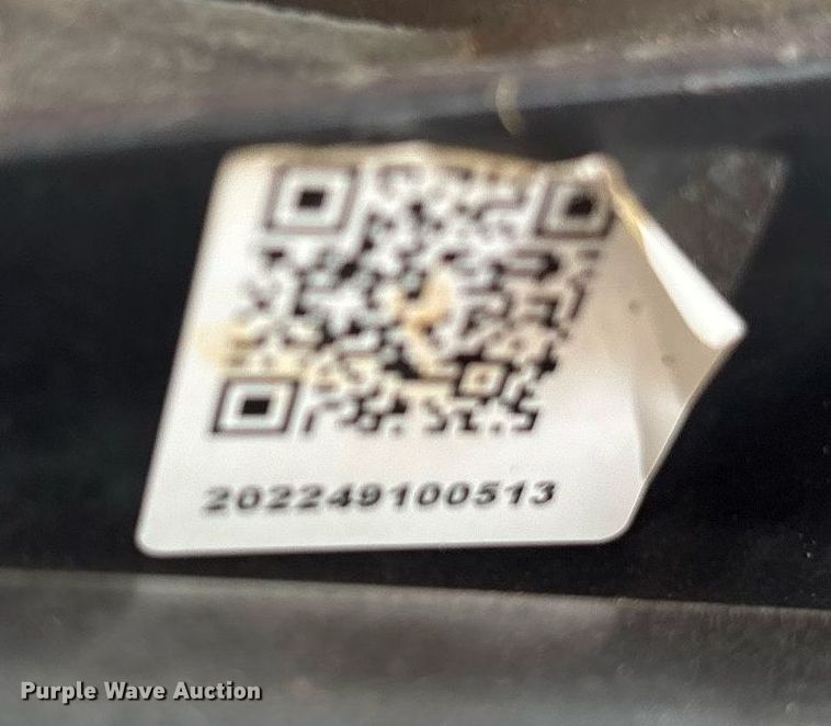 image for item DY0901 Husqvarna LT6005 plate compactor