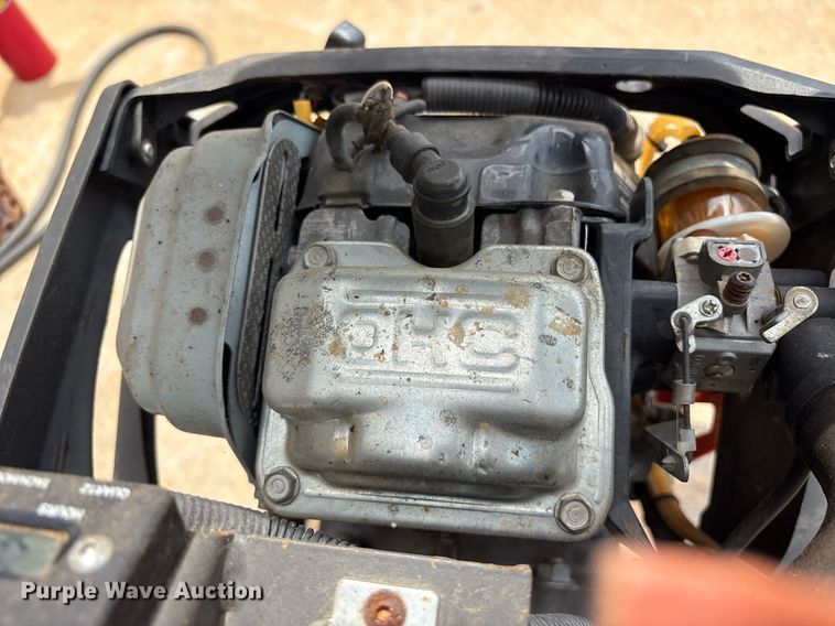 image for item DY0902 Husqvarna LT6005 plate compactor