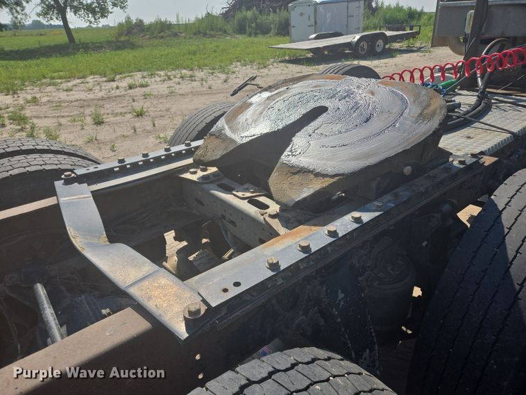 image for item DY1098 2010 Western Star 4900XL semi truck