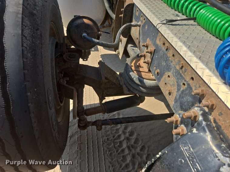 image for item DY1098 2010 Western Star 4900XL semi truck