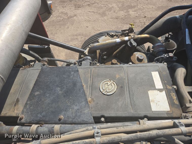 image for item DY1098 2010 Western Star 4900XL semi truck