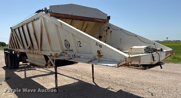 image for item DZ8534 1999 Ranch Manufacturing Co. bottom dump trailer
