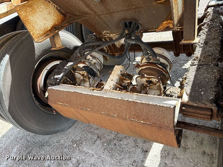 image for item DZ8534 1999 Ranch Manufacturing Co. bottom dump trailer