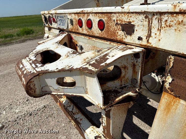image for item DZ8534 1999 Ranch Manufacturing Co. bottom dump trailer