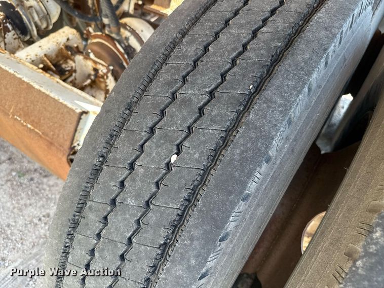 image for item DZ8534 1999 Ranch Manufacturing Co. bottom dump trailer