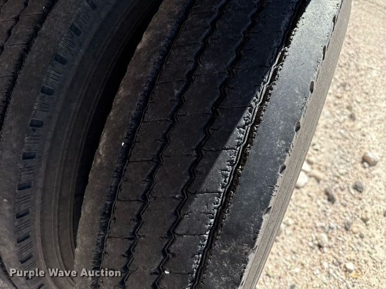 image for item DZ8534 1999 Ranch Manufacturing Co. bottom dump trailer