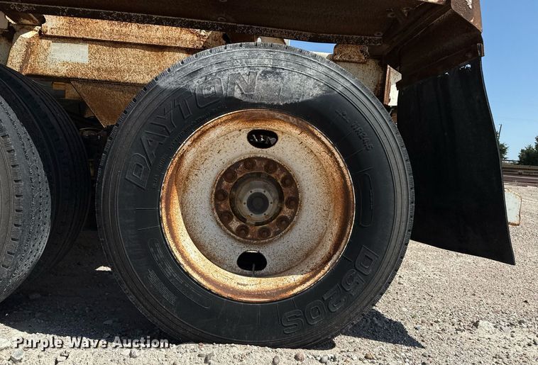 image for item DZ8534 1999 Ranch Manufacturing Co. bottom dump trailer