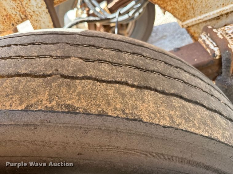 image for item DZ8534 1999 Ranch Manufacturing Co. bottom dump trailer