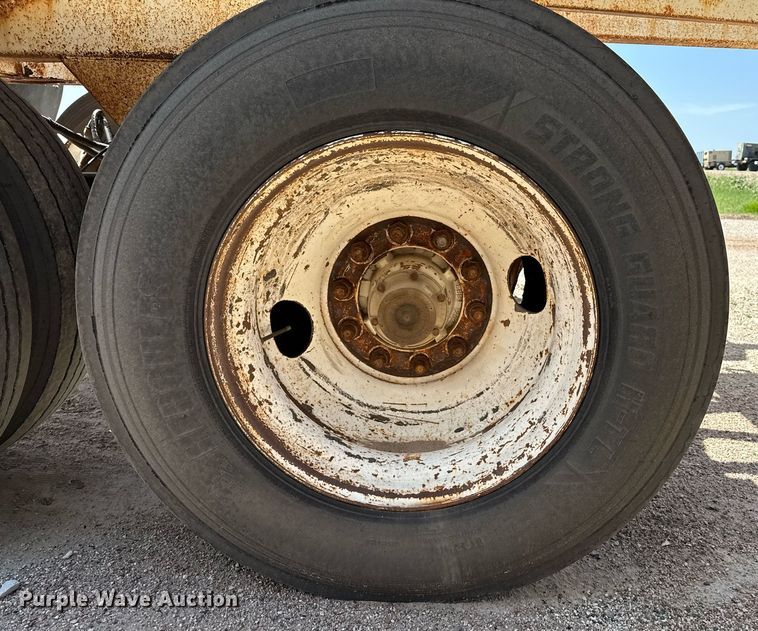 image for item DZ8534 1999 Ranch Manufacturing Co. bottom dump trailer