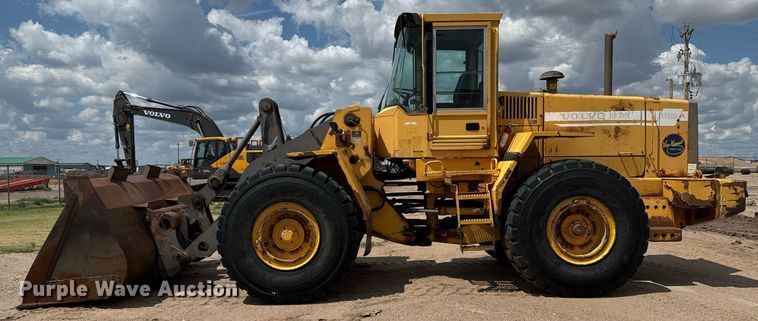 image for item DZ8758 1996 Volvo L120C wheel loader