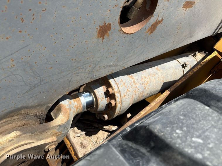 image for item DZ8758 1996 Volvo L120C wheel loader