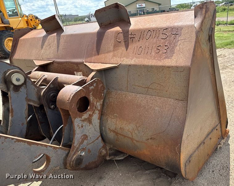 image for item DZ8758 1996 Volvo L120C wheel loader