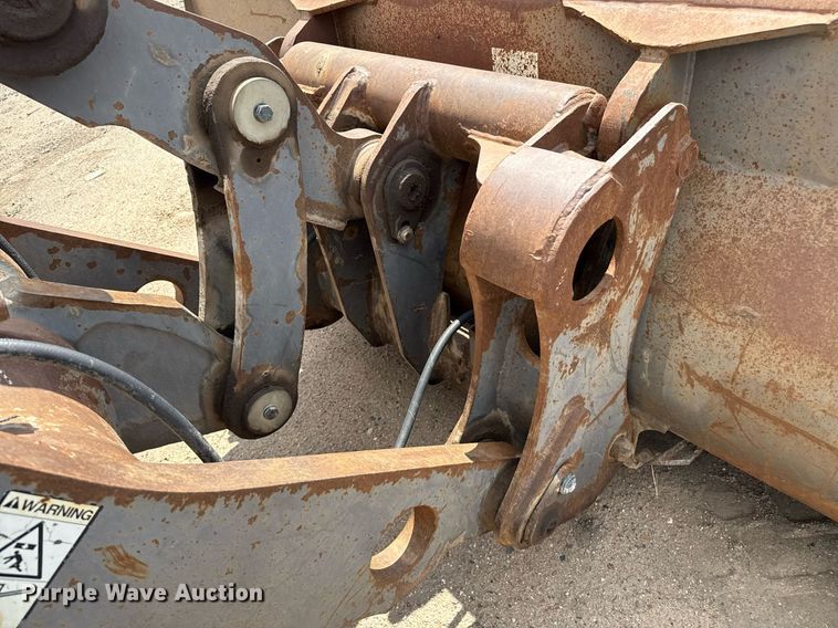 image for item DZ8758 1996 Volvo L120C wheel loader