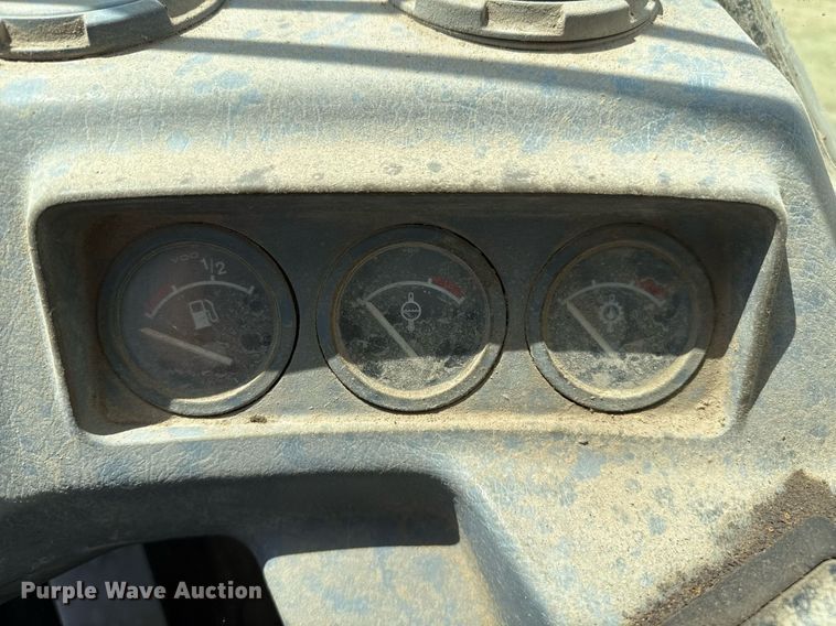 image for item DZ8758 1996 Volvo L120C wheel loader