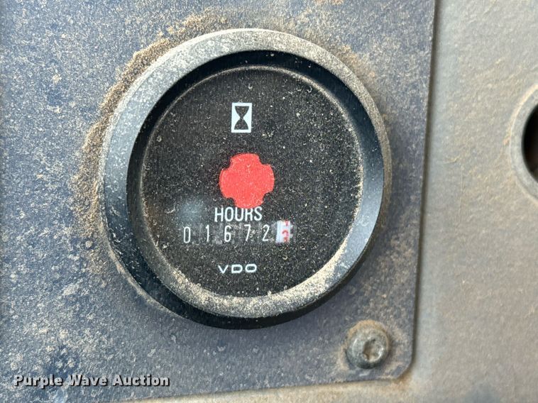 image for item DZ8758 1996 Volvo L120C wheel loader