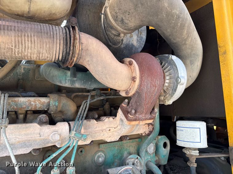 image for item DZ8758 1996 Volvo L120C wheel loader