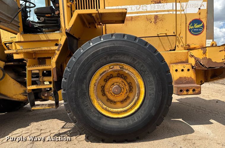 image for item DZ8758 1996 Volvo L120C wheel loader