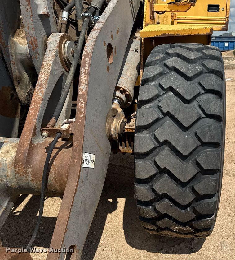 image for item DZ8758 1996 Volvo L120C wheel loader