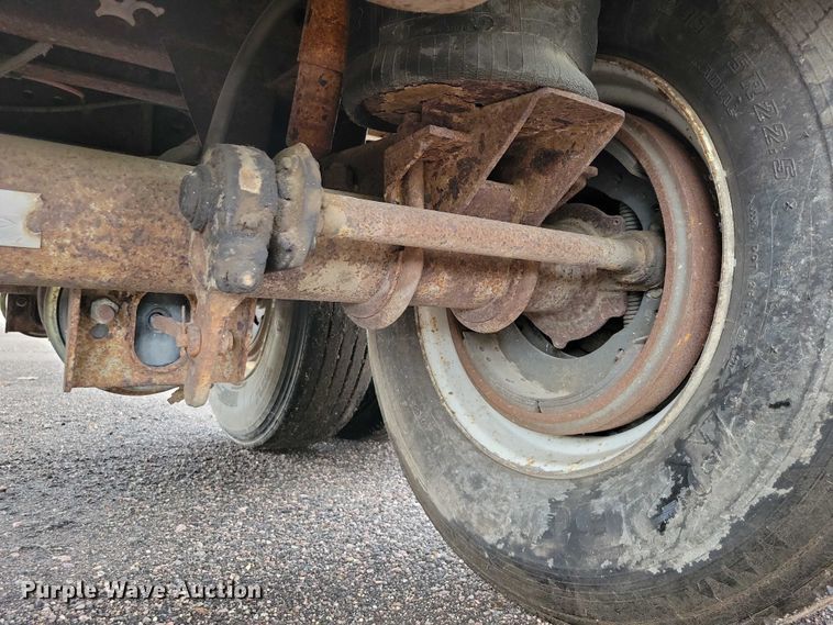 image for item EA2471 1995 Trailmobile C1JA-1RAL dry van trailer