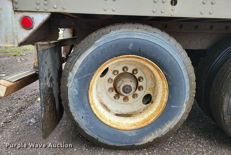 image for item EA2471 1995 Trailmobile C1JA-1RAL dry van trailer