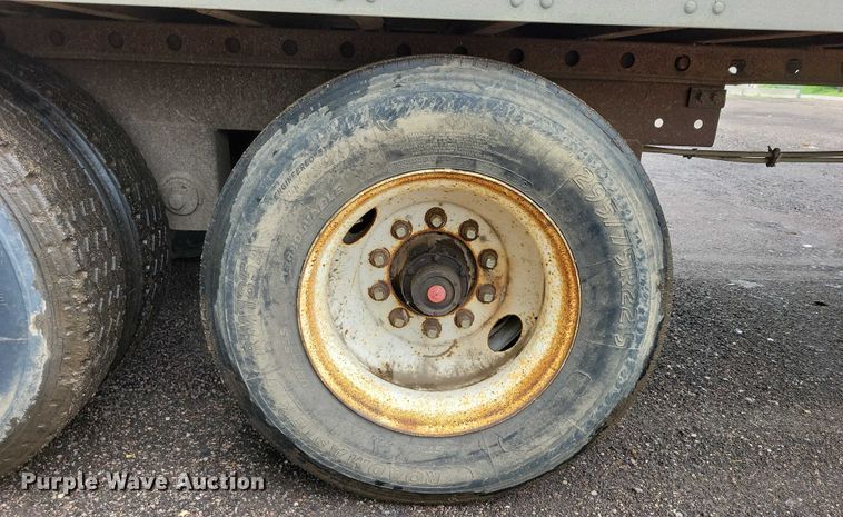 image for item EA2471 1995 Trailmobile C1JA-1RAL dry van trailer