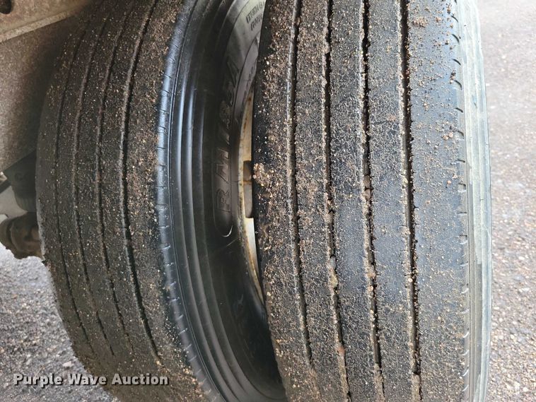 image for item EA2471 1995 Trailmobile C1JA-1RAL dry van trailer