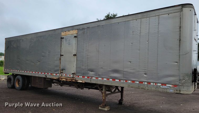 image for item EA2472 1977 Fruehauf FB8-F2-42-CST dry van trailer
