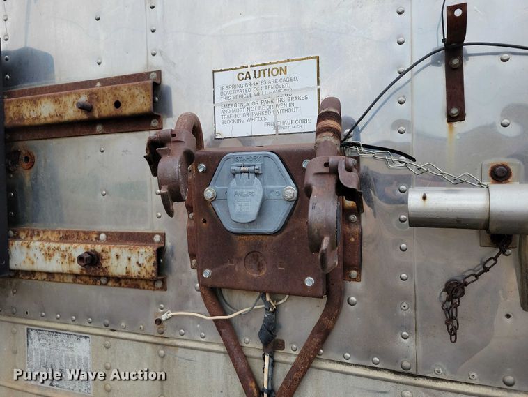 image for item EA2472 1977 Fruehauf FB8-F2-42-CST dry van trailer