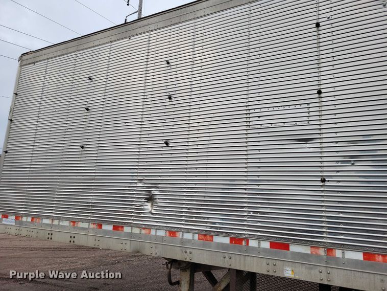 image for item EA2472 1977 Fruehauf FB8-F2-42-CST dry van trailer