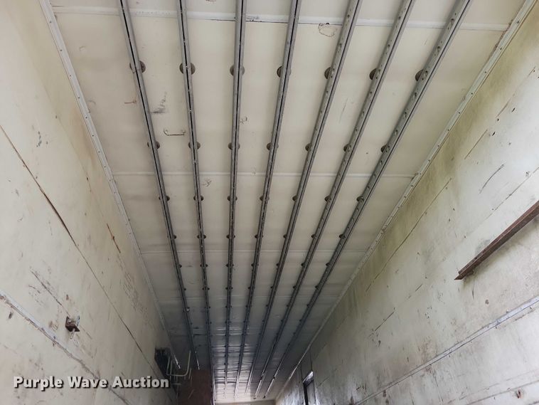 image for item EA2472 1977 Fruehauf FB8-F2-42-CST dry van trailer