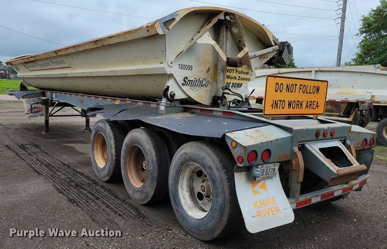 image for item EA2473 2003 SmithCo side dump trailer