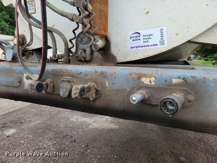 image for item EA2473 2003 SmithCo side dump trailer