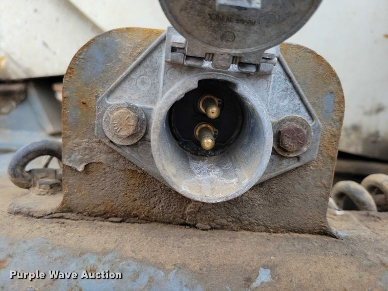 image for item EA2473 2003 SmithCo side dump trailer