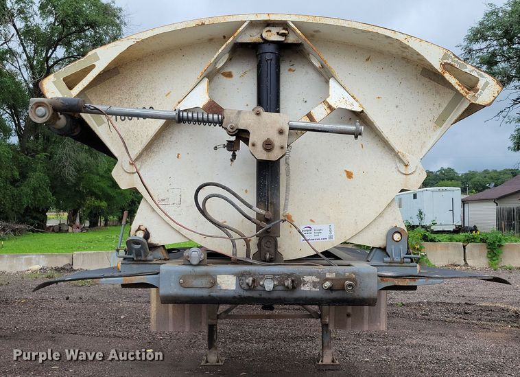 image for item EA2474 2003 SmithCo side dump trailer