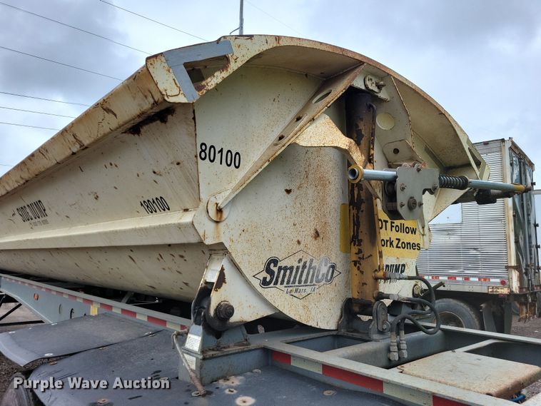 image for item EA2474 2003 SmithCo side dump trailer