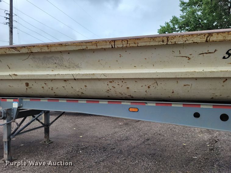 image for item EA2474 2003 SmithCo side dump trailer