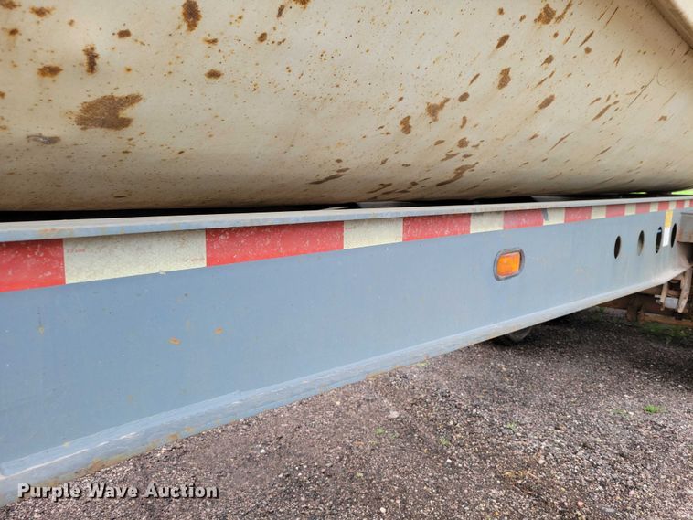 image for item EA2474 2003 SmithCo side dump trailer