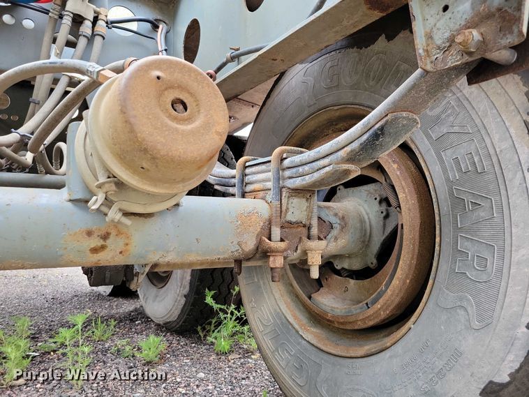 image for item EA2474 2003 SmithCo side dump trailer