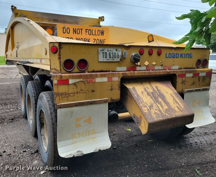 image for item EA2476 2001 Load King bottom dump trailer