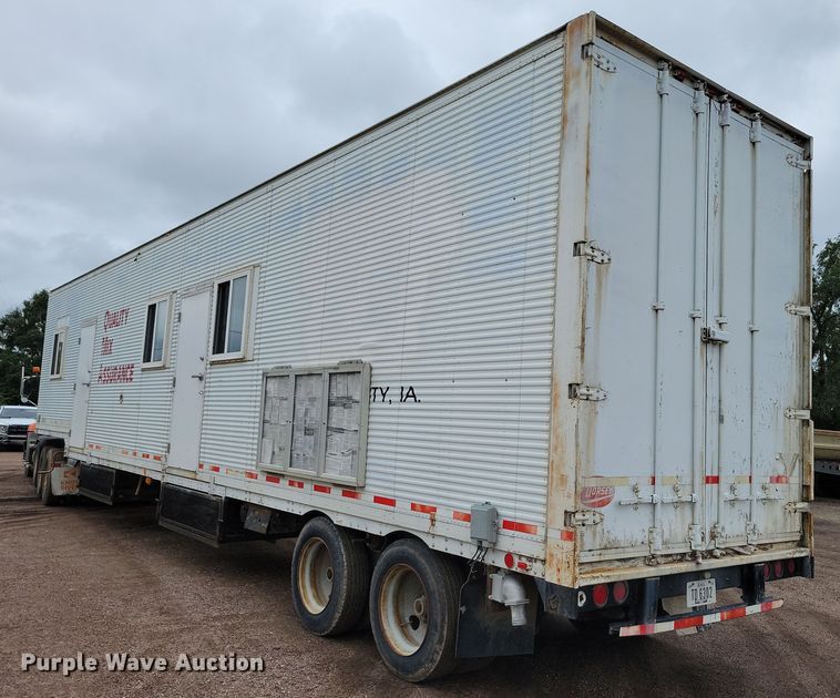 image for item EA2477 1984 Dorsey dry van office trailer