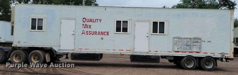 image for item EA2477 1984 Dorsey dry van office trailer