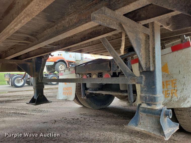 image for item EA2477 1984 Dorsey dry van office trailer